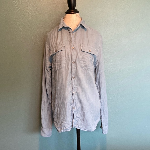 Vince Classic Fit Button Down Top - Picture 2 of 5